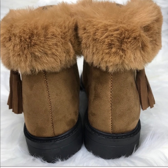 VEGAN fur Camel Fringe Lug Sole Ankle Boot 👢 - Picture 4 of 7
